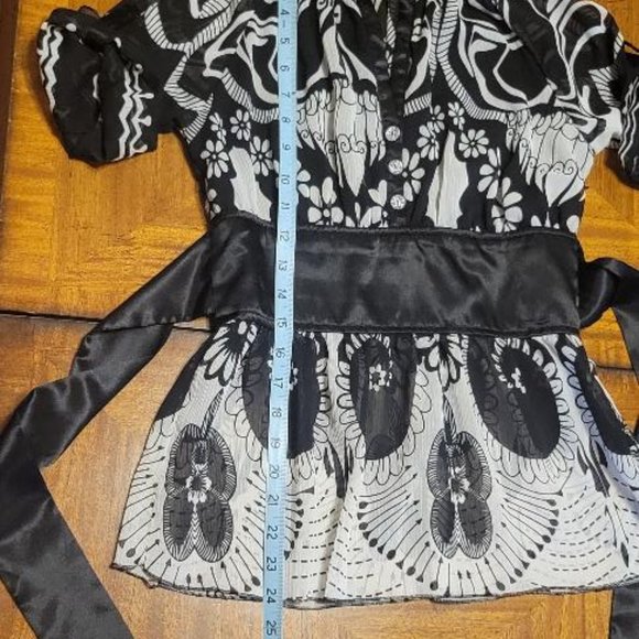 Rampage Chiffon and Satin Blouse - Picture 9 of 10